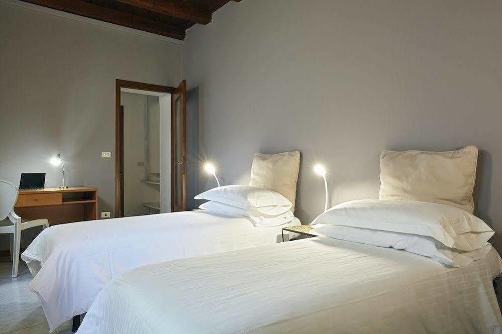 L'Ospite Appartamenti Verona Ngoại thất bức ảnh